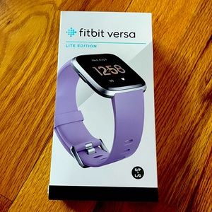 Fitbit Versa Lite Edition, mint condition!
